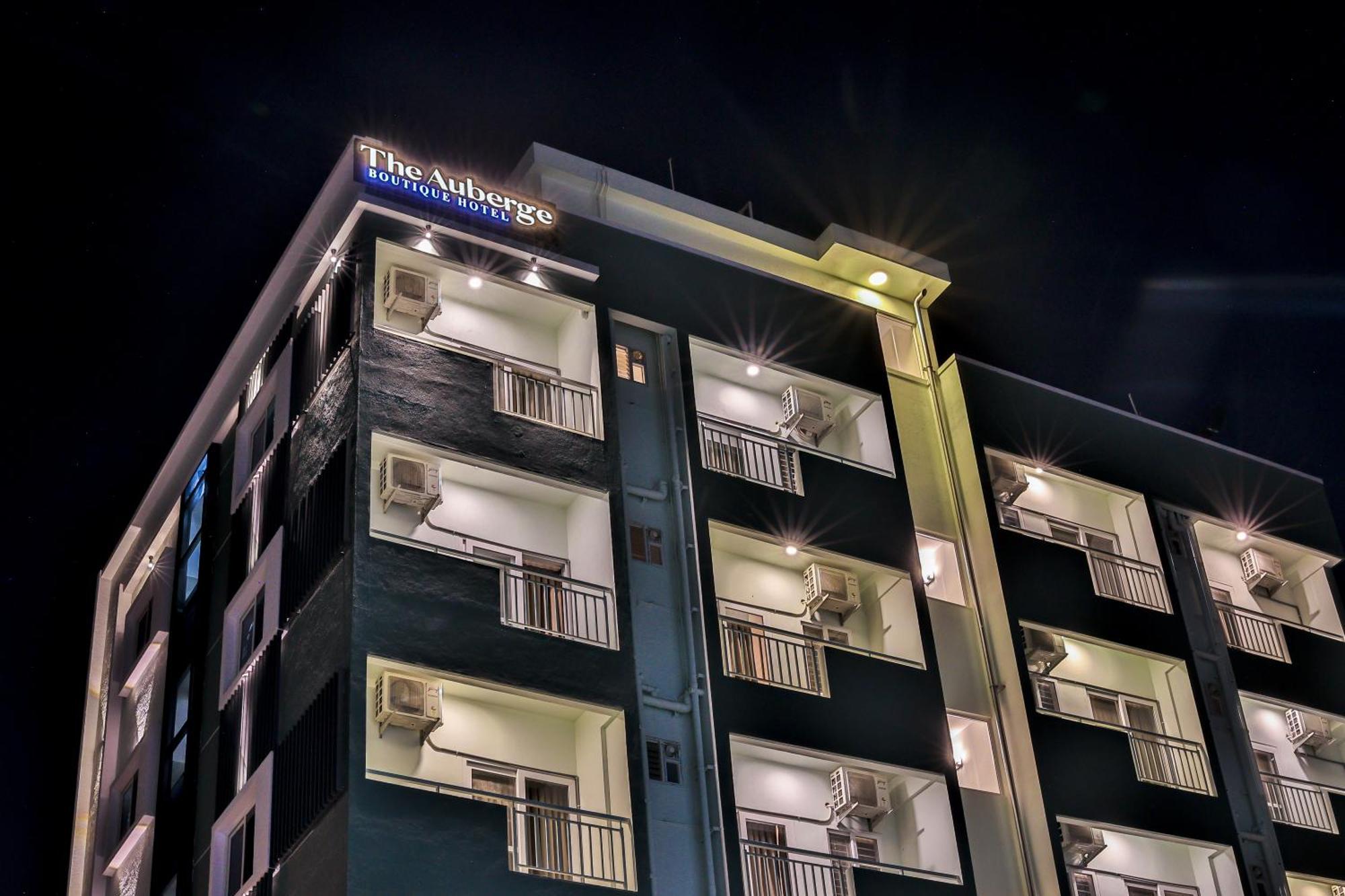 The Auberge Boutique Hotel - Manyata Tech Park Bangalore Extérieur photo