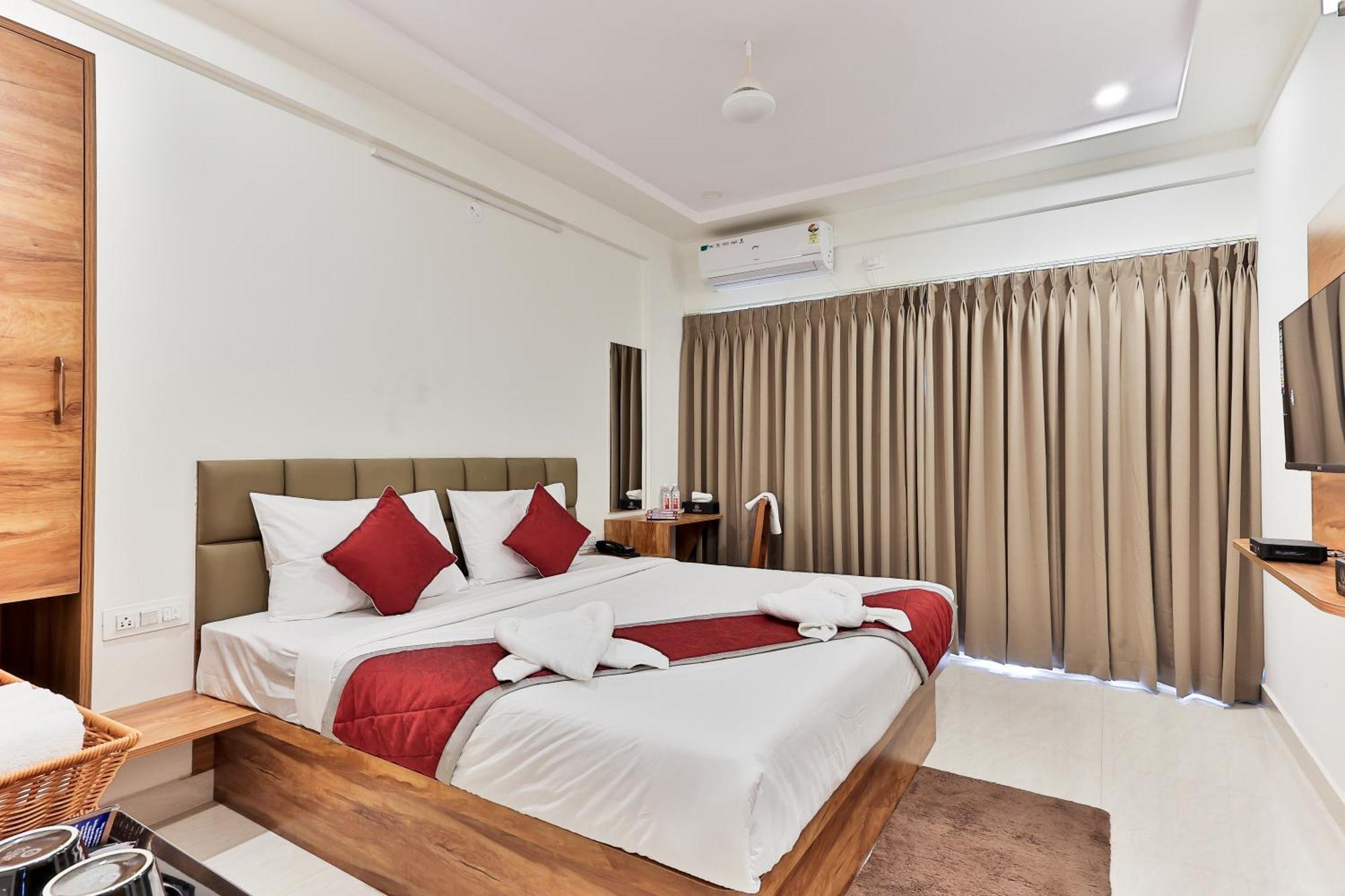 The Auberge Boutique Hotel - Manyata Tech Park Bangalore Extérieur photo