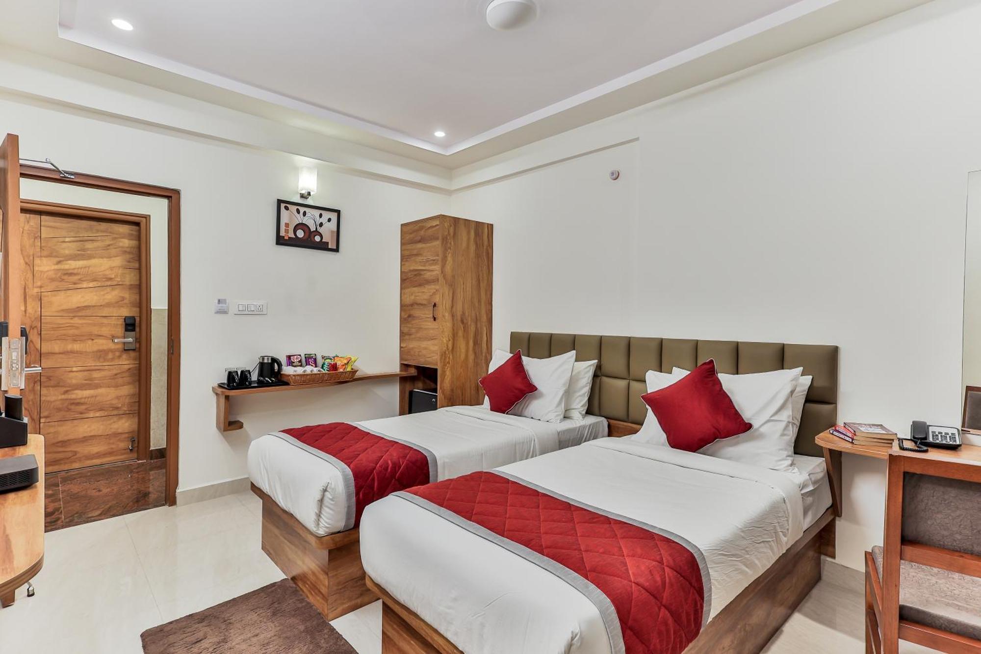 The Auberge Boutique Hotel - Manyata Tech Park Bangalore Extérieur photo