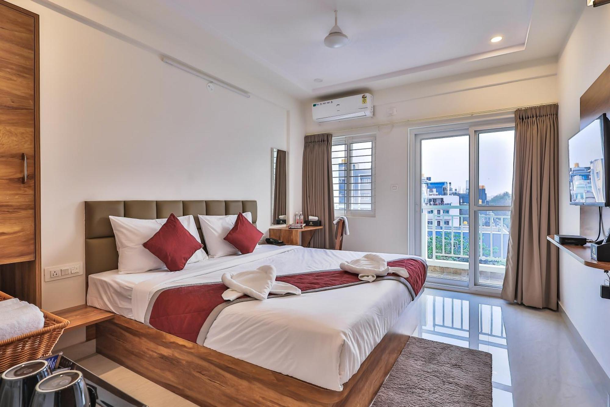 The Auberge Boutique Hotel - Manyata Tech Park Bangalore Extérieur photo