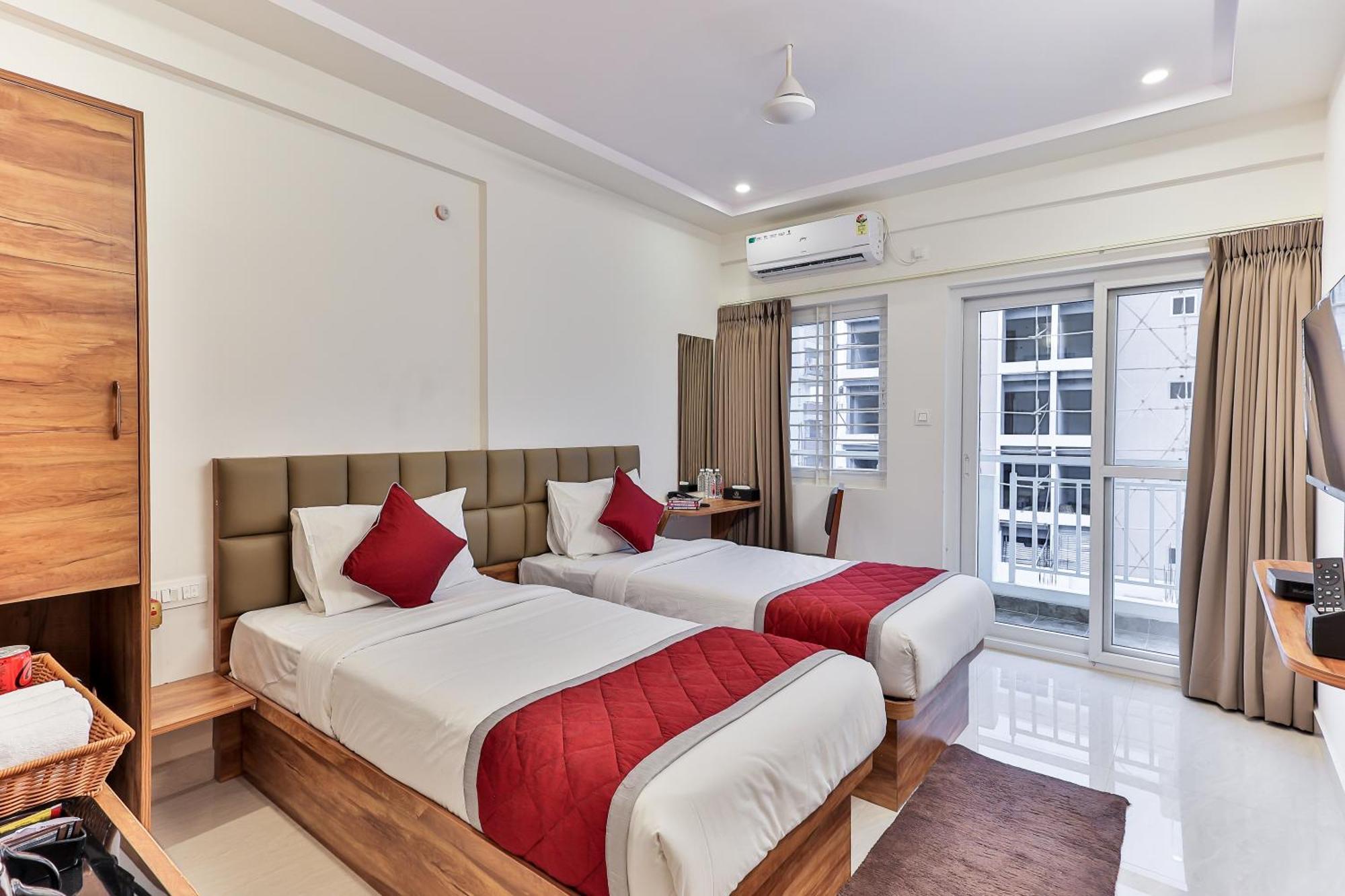 The Auberge Boutique Hotel - Manyata Tech Park Bangalore Extérieur photo