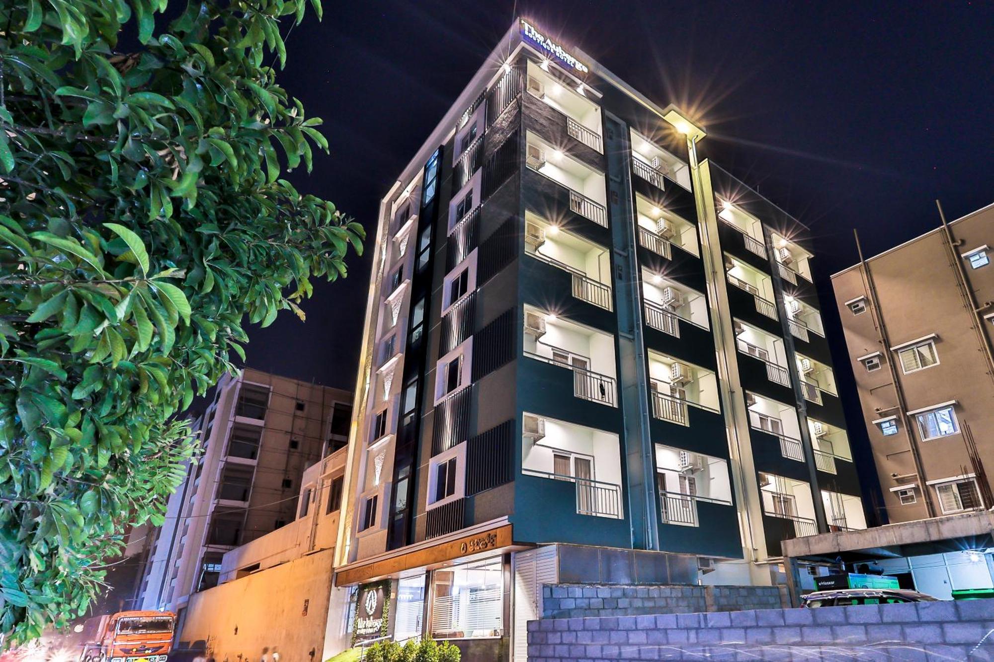 The Auberge Boutique Hotel - Manyata Tech Park Bangalore Extérieur photo